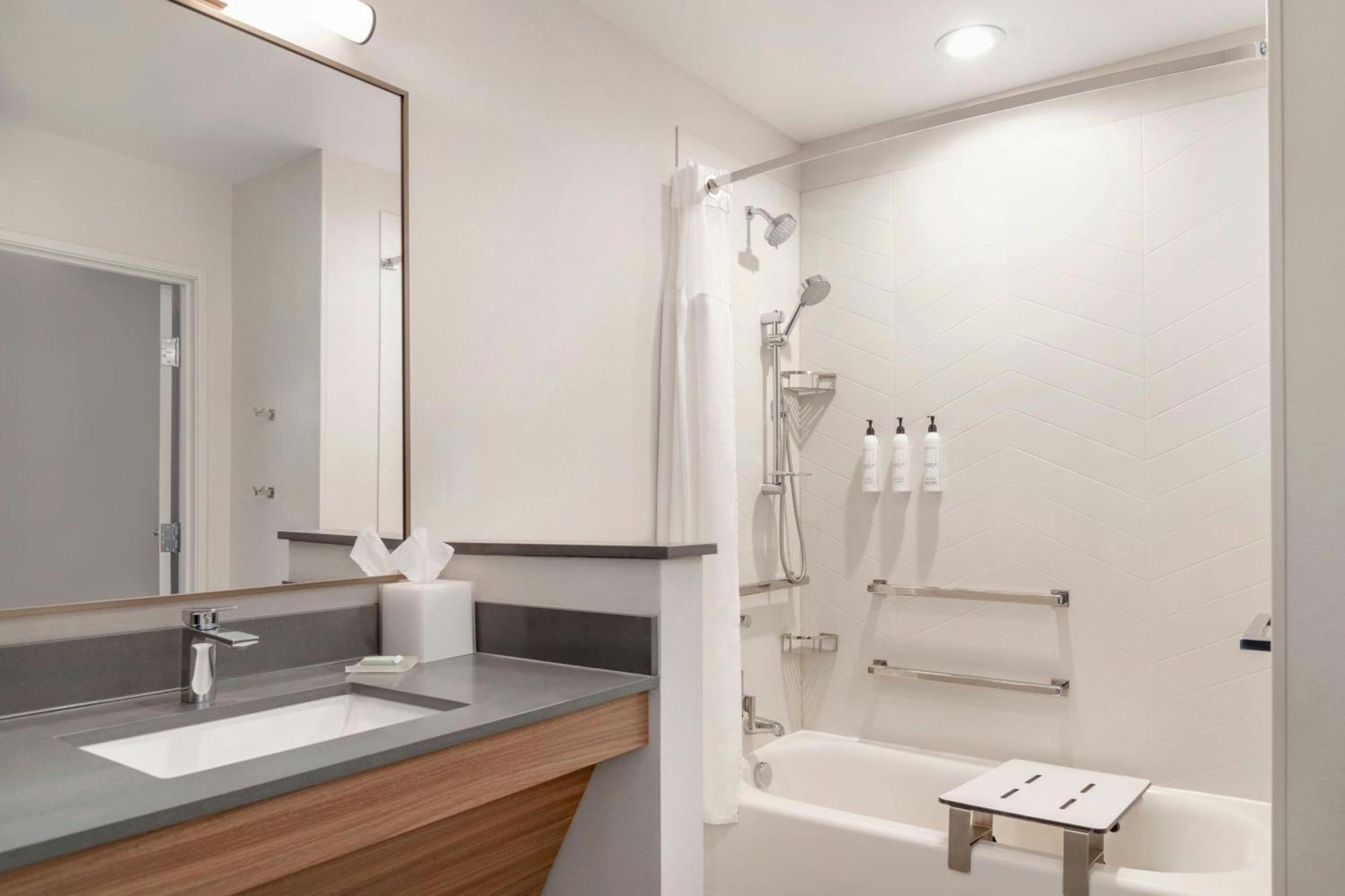 Fairfield By Marriott Inn & Suites Detroit Taylor Luaran gambar